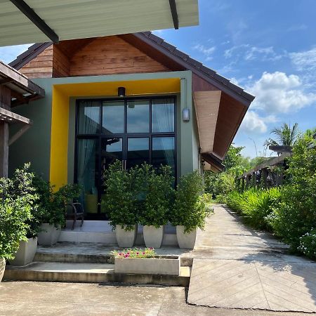 Look At Home Lamphun Exterior photo